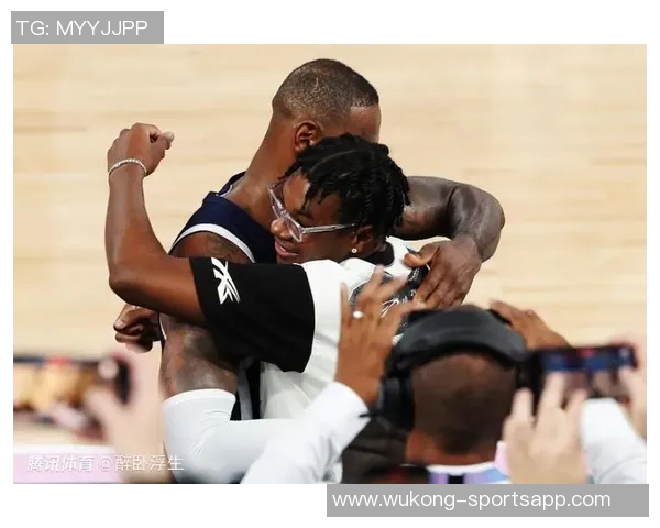 布莱斯前场篮板补篮詹姆斯兴奋转发赛场瞬间赞叹6号表现出色